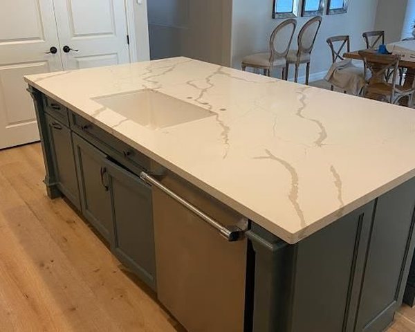 Quartz countertop installed by Mauricio's StoneCraft Fort Worth